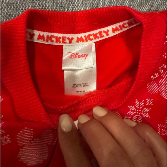 Disney Mickey Mouse Christmas sweater - Picture 2 of 4